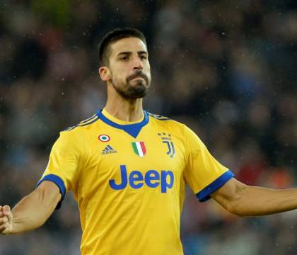 Khedira, prove di Premier: “Da Mourinho e Ancelotti ho imparato tantissimo, i giocatori li amano”