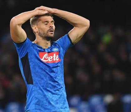 Repubblica: il Napoli pensa a trattenere Llorente