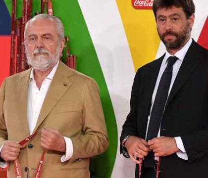 Il Giornale insiste su Juve-Napoli: forse al Coni non hanno mostrato l’sms di De Laurentiis ad Agnelli