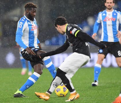 Il Napoli: “Più di venti tiri in porta, una vagonata di occasioni, ma vince lo Spezia”