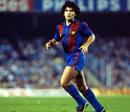 Il biografo di Maradona: «Persino con la sua morte ci ha dribblato. È stata la sua ultima ‘gambeta’»