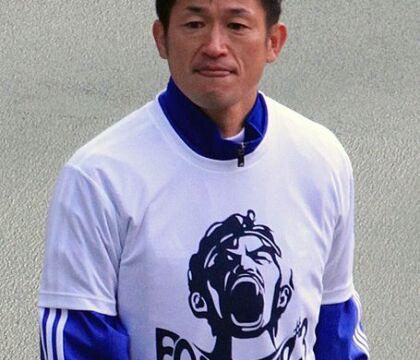 Infinito Miura: rinnova con lo Yokohama, giocherà fino ai 54 anni
