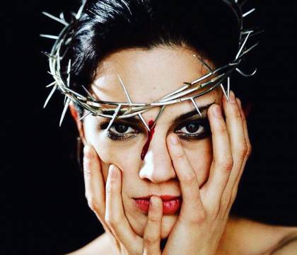 Libero: Asia Argento sognava una carriera da star e invece finirà spiaggiata all’Isola dei famosi