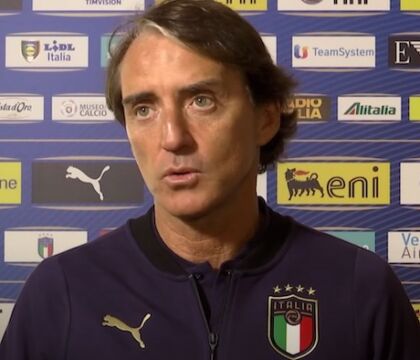 Mancini (quello che scherzava sul Covid): “Parlo coi veggenti e ho visto la Madonna”