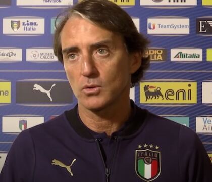 Mancini: “Pirlo? Le difficoltà sono normali all’inizio. Pensavo che il Milan si fermasse prima”