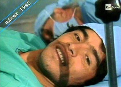 Maradona ha vissuto appeso ai farmaci, fin da quando aveva 11 anni