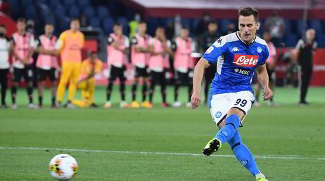 Milik, il tempo stringe: ora deve sedersi al tavolo col Napoli