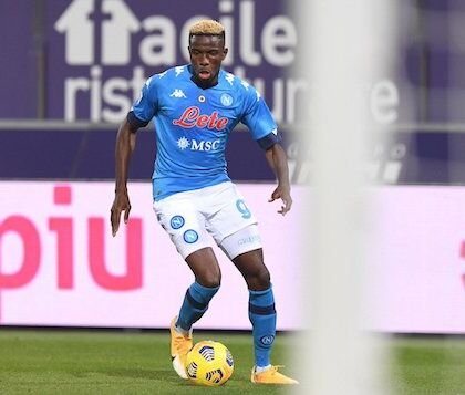 Osimhen con il Napoli verso Verona