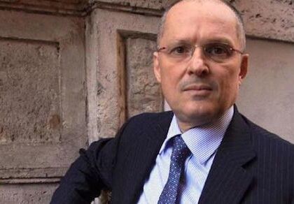Ricciardi: “Lockdown forte per un mese per non complicare la campagna vaccinale”