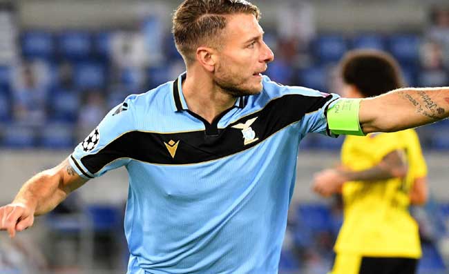 SERIE A – Lazio-Sassuolo 2-1: Milinkovic-Immobile decisivi. Napoli agganciato