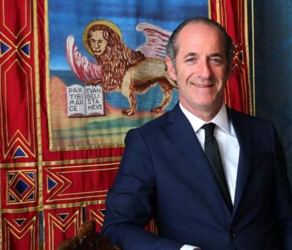 Scuola, Veneto e Friuli non si allineano al governo: “Alle superiori dad fino al 31 gennaio”