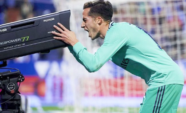 Napoli su Lucas Vazquez del Real Madrid, dalla Spagna: sfida ad Ancelotti per averlo