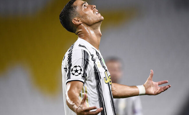 Ronaldo, lamentele con l’arbitro di Verona-Juve: ecco cosa si sono detti