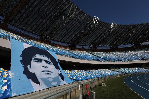 “Statua di Maradona? Stiamo andando avanti”