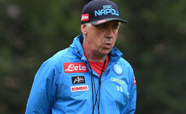 Ancelotti non riuscì mai a legare con l’idolo dei napoletani. Il retroscena