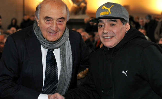 Maradona aveva confezionato un super colpo per il Napoli, Ferlaino: “Si arrabbiò con me”