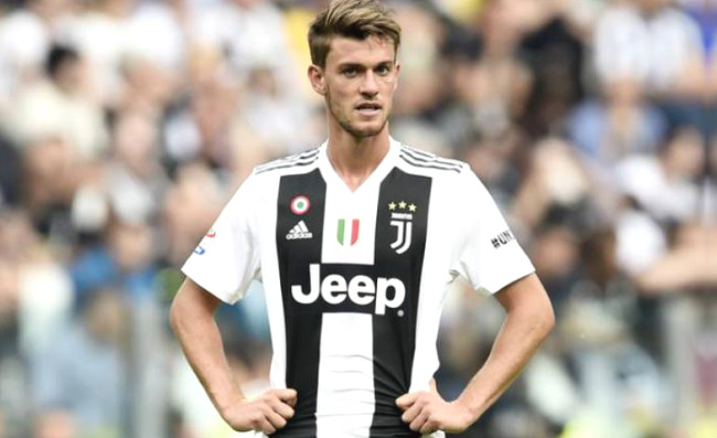 Rugani, le confessioni della compagna: “Lavoravo a Mediaset, ho dovuto scegliere”