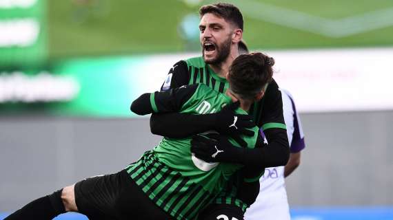 Fiorentina ancora rimontata, 2 rigori in 3 minuti per il Sassuolo: finisce 3-1