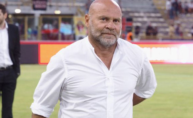 Napoli-Crotone, i convocati di Cosmi: sono due gli assenti