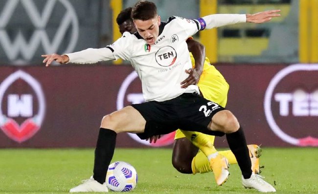 Napoli, osservato Giulio Maggiore. Genoa e Atalanta alla finestra, Roma e Lazio ci provano: i dettagli