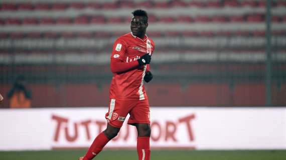 Picchia la fidanzata accusandola di tradirlo con Balotelli: richiesti 13 anni di carcere