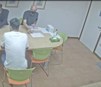 Repubblica ha pubblicato l’esame farsa di Suarez (VIDEO)