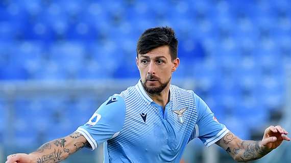 Lazio, Acerbi: “A Napoli ce la giochiamo anche se abbiamo sempre faticato con loro”