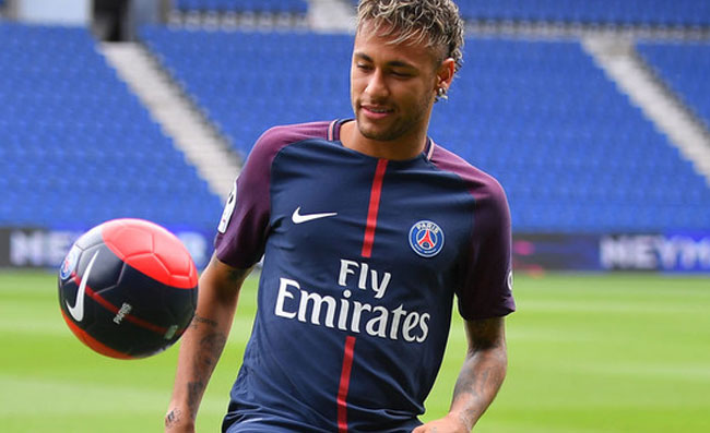 Neymar a sorpresa: “Quando smetto di giocare voglio diventare giocatore di poker”