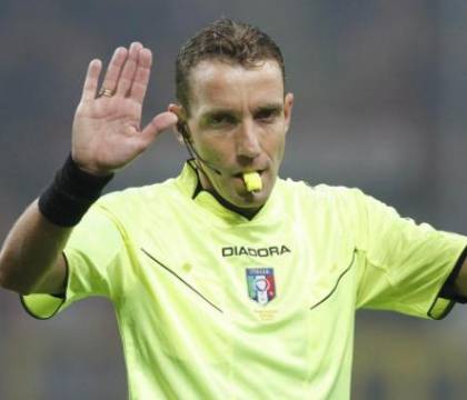 La Gazzetta scagiona Mazzoleni: “sul gol annullato a Osimhen il Var non può intervenire”