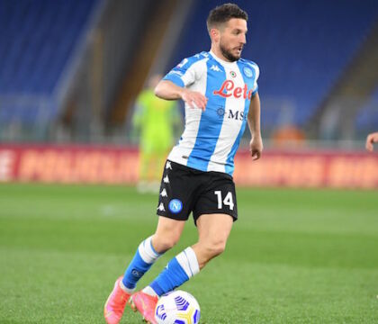 Osimhen diventa sempre più forte, Mertens è la controfigura del giocatore che era