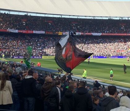 Un giocatore del Feyenoord lascia il calcio a 19 anni per diventare un medico