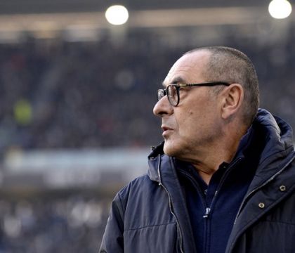 Gazzetta: Sarri-Lazio, c’è accordo su ingaggio e mercato, il nodo da sciogliere sono i bonus