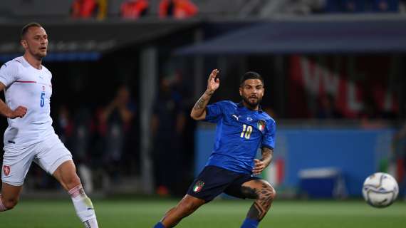 Insigne vicino al gol del vantaggio: destro a giro a lato