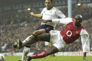 Sol Campbell: “Tra me e la carriera da allenatore c’è una lastra sottile: il colore della pelle”
