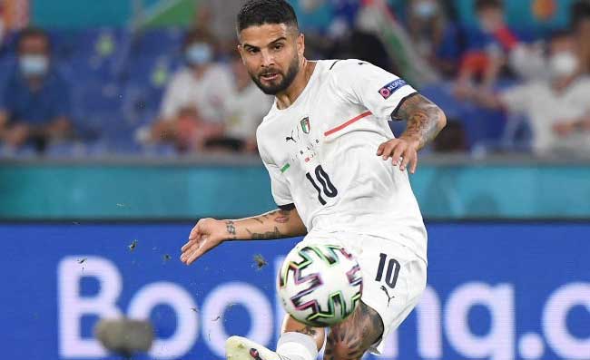 Turchia-Italia, Insigne gol. Clacson e trombette a Napoli! Esulta anche Alvino