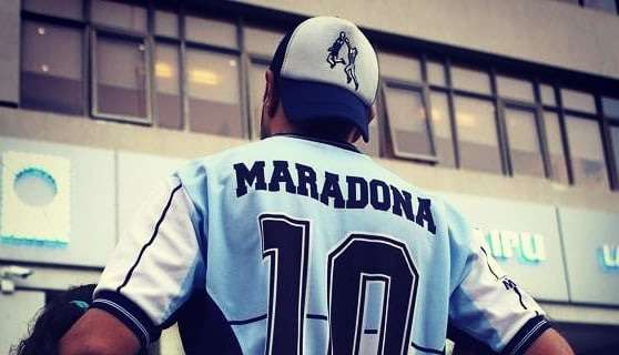 VIDEO – Omaggio da brividi per Maradona prima di Argentina-Cile