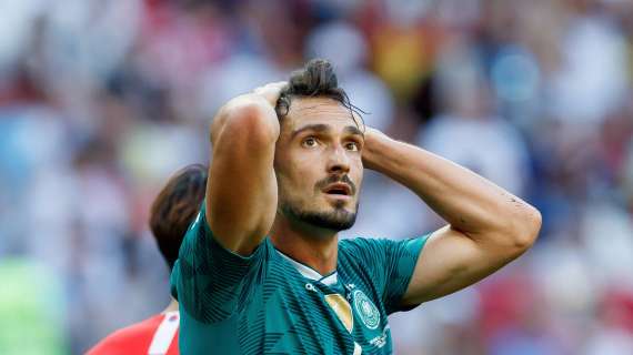 Clamoroso autogol di Hummels: Francia avanti 1-0 al 45′