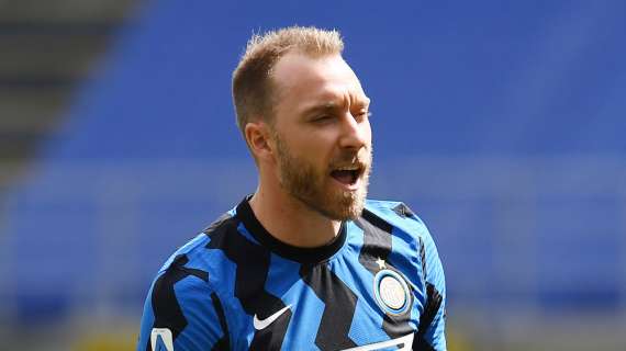 FOTO – Eriksen sorride e manda un messaggio ai tifosi dall’ospedale: “Grazie a tutti!”