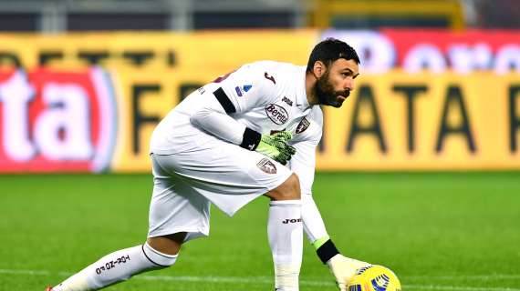 Kiss Kiss – Ospina via, il Napoli pensa a Sirigu: c’è anche un’altra ipotesi