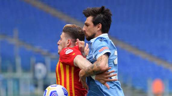 Lazio, Acerbi: “Siamo felicissimi di avere Sarri, il passaggio alla difesa a 4 non spaventa”