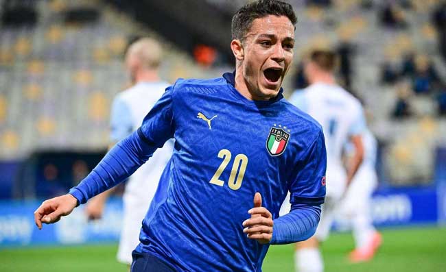 Raspadori-Napoli, Il Mattino: “Giuntoli lo segue da tempo: asta con Juventus e Inter”