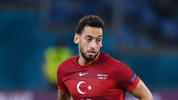 ULTIM’ORA – Milan beffato, Calhanoglu va all’Inter! Visite e triennale oneroso: le cifre