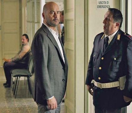 Dialogo tra Montalbano e Catarella sulla legge Zan