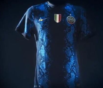 La nuova maglia dell’Inter perde le righe nerazzurre e apre al pitonato