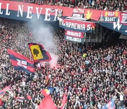 Gli ultrà del Genoa: «Con i posti a scacchiera non entreremo allo stadio»
