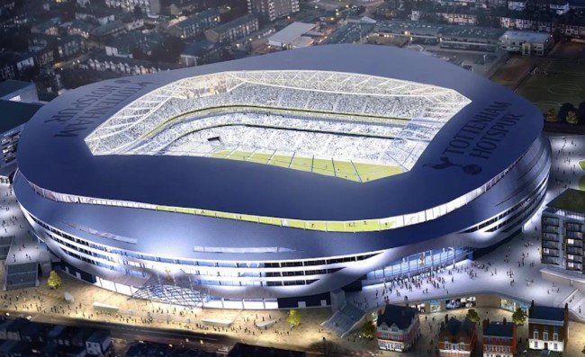 Saka, striscioni in Tottenham-Arsenal contro gli insulti social