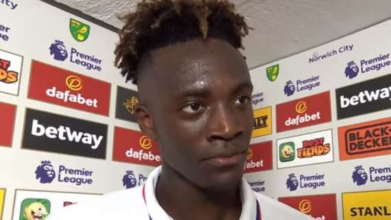 UFFICIALE – Abraham è della Roma: contratto fino al 2026