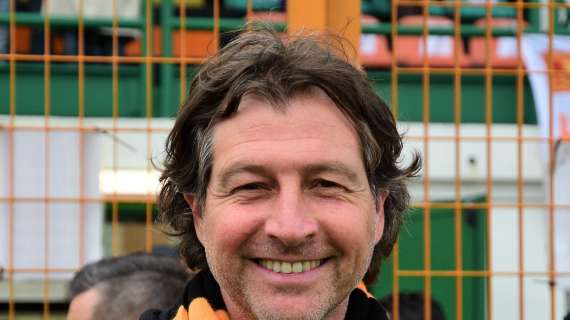 Venezia, Poggi: “Lavoriamo per avere Okereke con il Napoli. Mercato? Priorità all’attaccante”