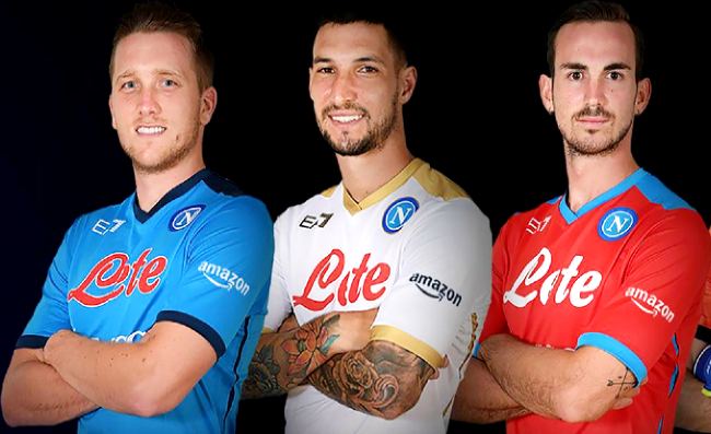 Maglie Napoli, che paradosso! Già in vendita quelle false e non le ufficiali (FOTO)