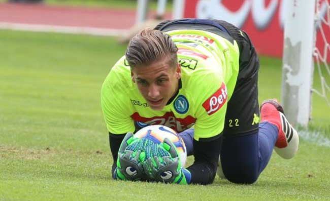 Marfella vicino di casa di Meret, amicizia speciale: raggiungono insieme Castel Volturno